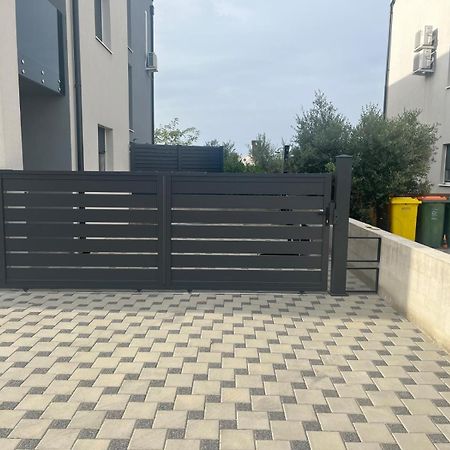 La Selina Nin Apartment Luaran gambar